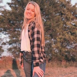 Meet your Posher, Victoria